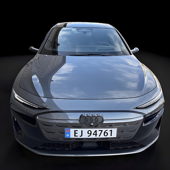 Audi S6 e-tron 3 of 5