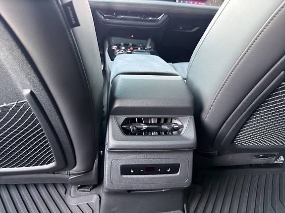 Audi S6 e-tron 21 of 27