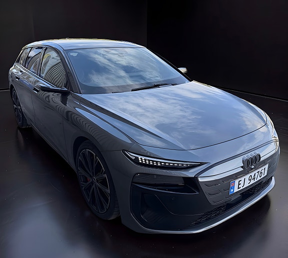Audi S6 e-tron 4 of 5