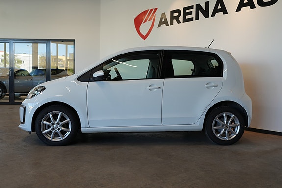 Volkswagen UP! 2 of 5