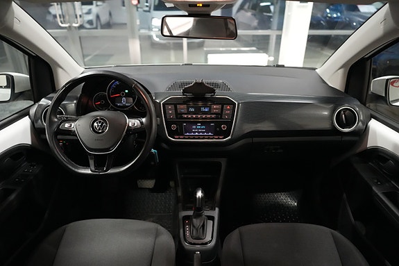 Volkswagen UP! 13 of 27