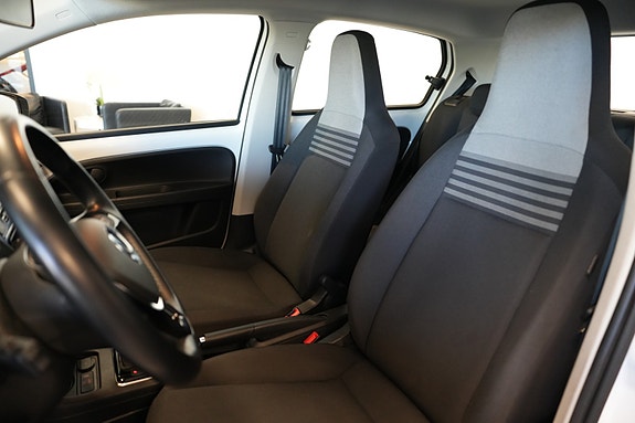 Volkswagen UP! 12 of 27