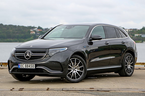 Mercedes-Benz EQC400 4 of 30