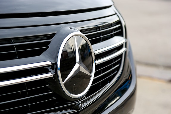 Mercedes-Benz EQC400 10 of 30