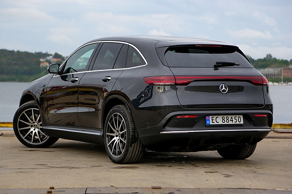 Mercedes-Benz EQC400 5 of 30