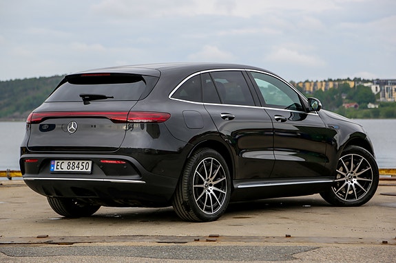 Mercedes-Benz EQC400 6 of 30
