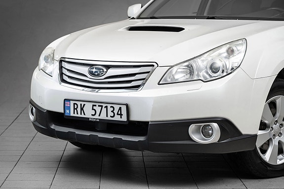 Subaru Outback 8 of 30
