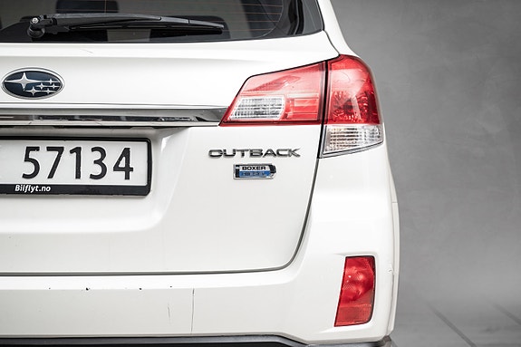 Subaru Outback 7 of 30