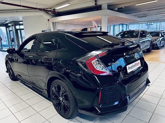 Honda Civic 3 of 5