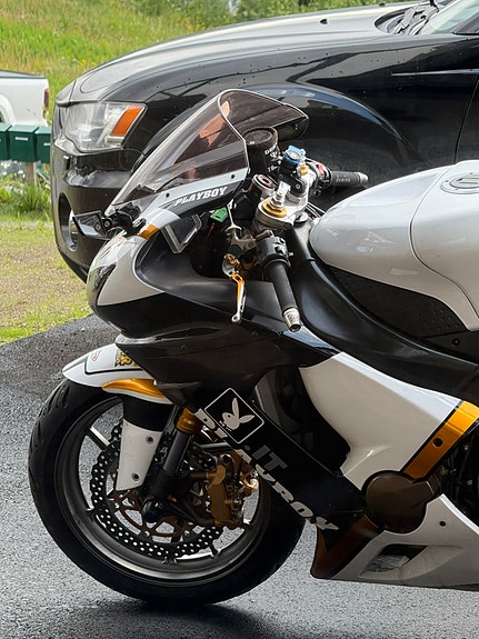 Kawasaki Ninja ZX-6R 4 of 9