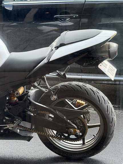 Kawasaki Ninja ZX-6R 5 of 9