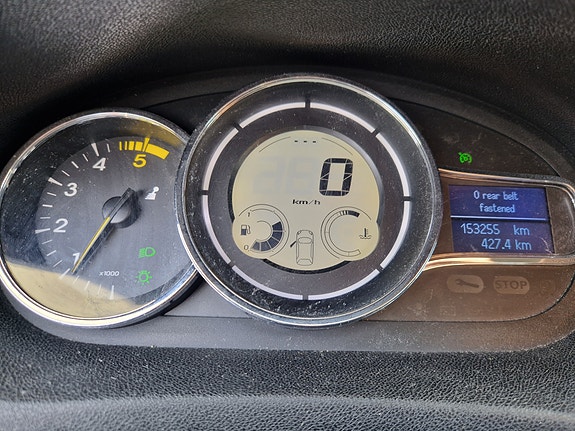 Renault Megane 11 of 16