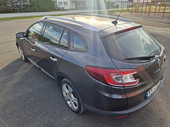 Renault Megane 2 of 16