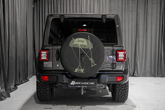 Jeep Wrangler 5 of 5