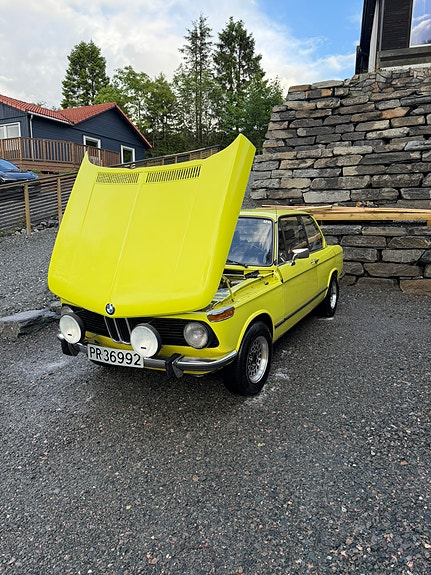 BMW 1502 1975 photo 4