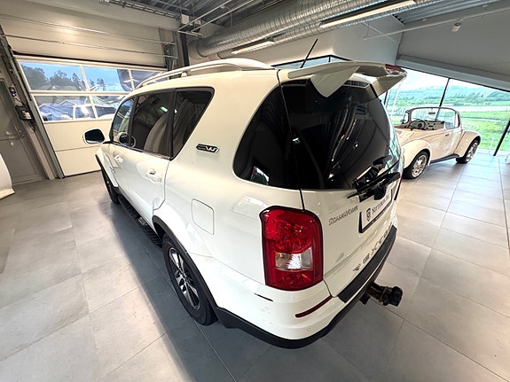 SsangYong Rexton 4 of 13