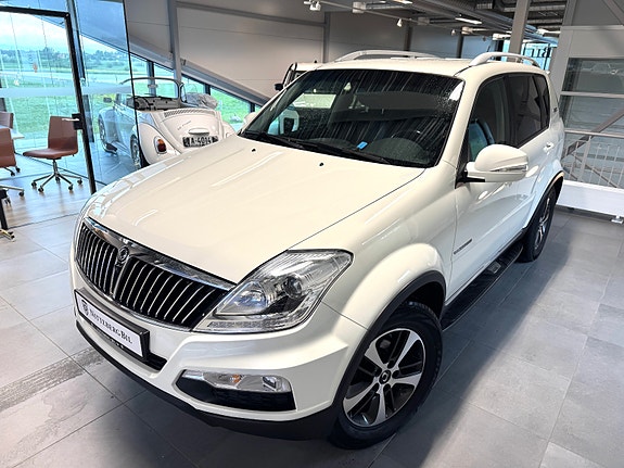 SsangYong Rexton 2 of 13