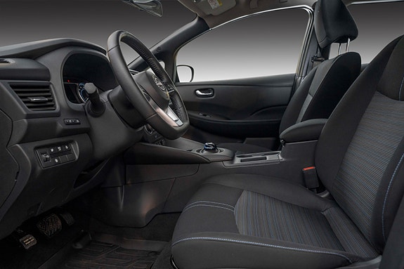 Nissan Leaf 16 of 22