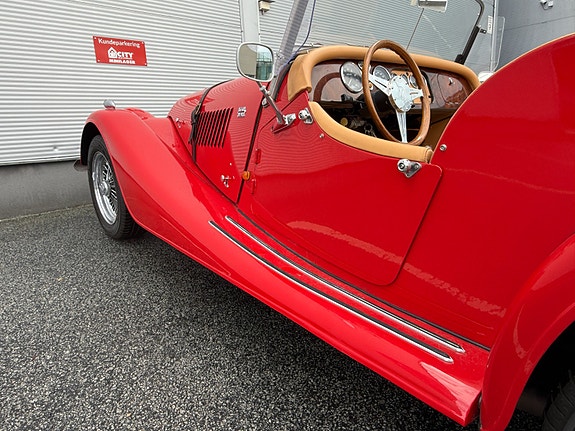 Morgan Plus 4 9 of 28
