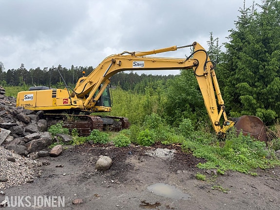 Komatsu PC210LC-6K BELTEGRAVER 3 of 5