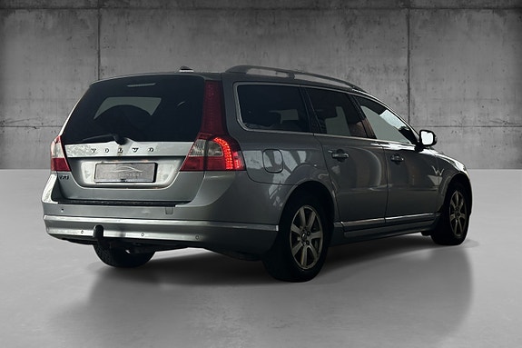 Volvo V70 5 of 5