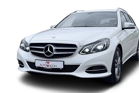 Mercedes-Benz E220 5 of 5