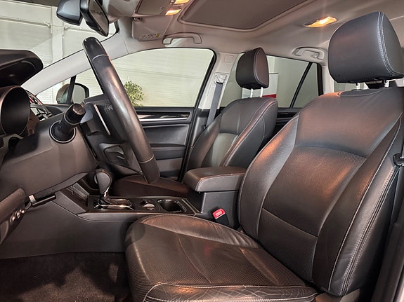 Subaru Outback 8 of 25
