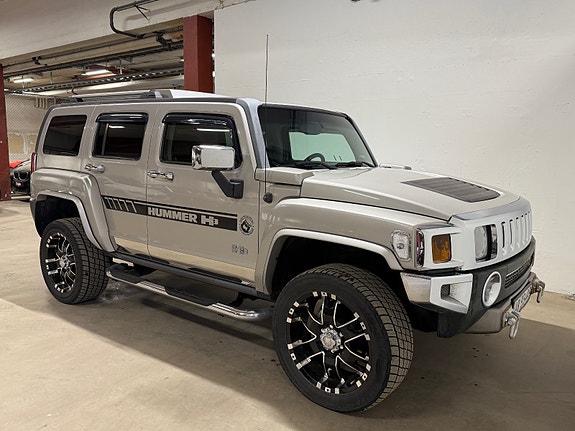 Hummer H3 18 of 30