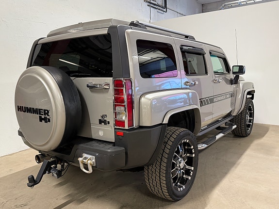 Hummer H3 10 of 30