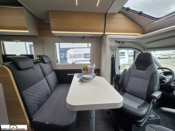 Adria MATRIX PLUS 670 SL 11 of 30