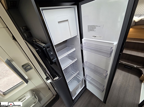 Adria MATRIX PLUS 670 SL 18 of 30