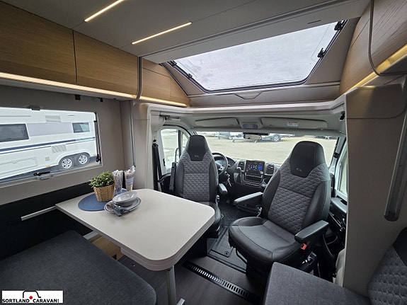 Adria MATRIX PLUS 670 SL 10 of 30