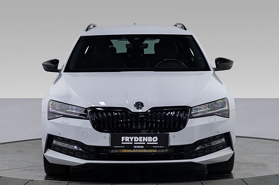 Skoda Superb 4 of 5