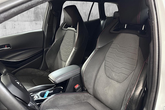 Toyota Corolla 9 of 19