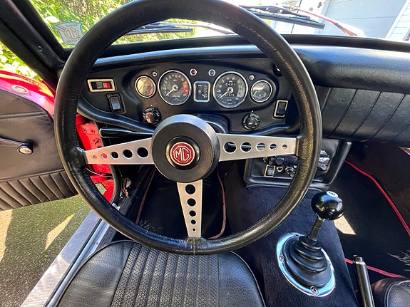 MG MGB 4 of 17