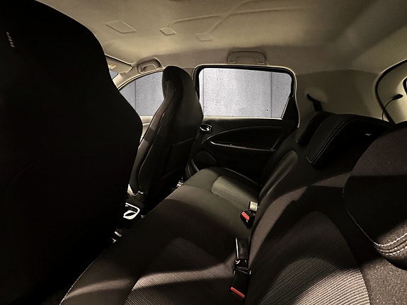 Renault Zoe 19 of 21