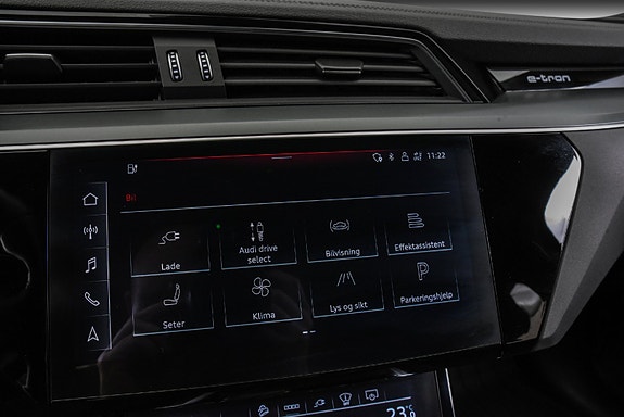 Audi Q8 e-tron 20 of 24