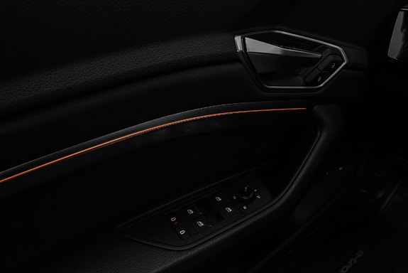 Audi Q8 e-tron 24 of 24