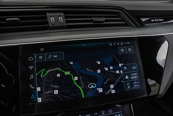 Audi Q8 e-tron 18 of 24