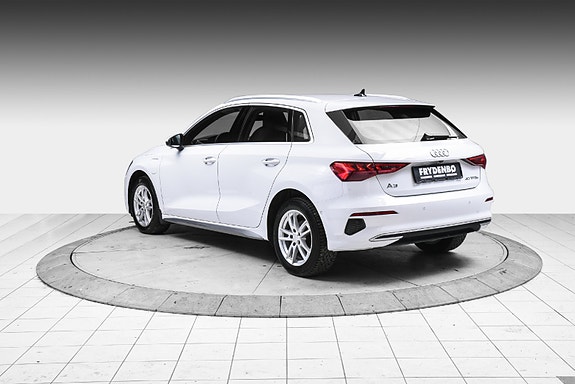 Audi A3 3 of 18