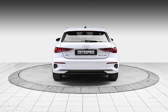 Audi A3 4 of 18