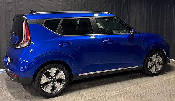 Kia e-Soul 8 of 30