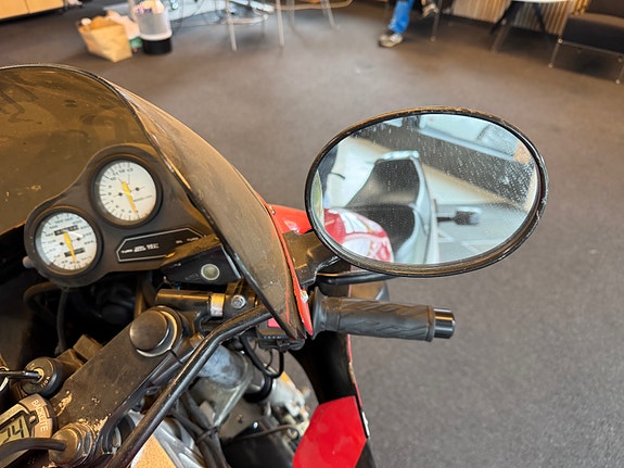 Suzuki GSX R750 1988 GSX-R750 med YOSHIMURA Effekt annlegg 9 of 10