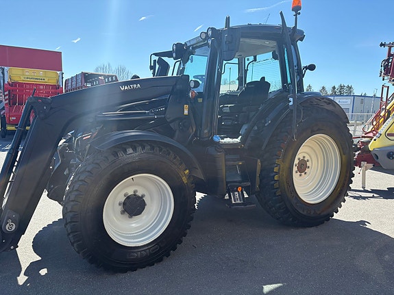 Valtra N174 Versu 2020, kr 1 250 000,-
