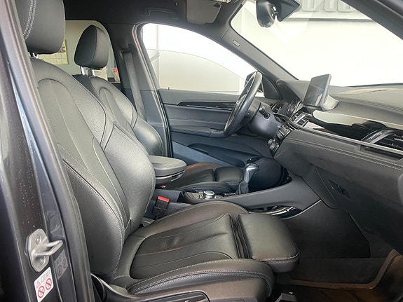 BMW X1 7 of 12