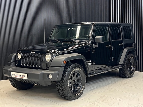 Jeep Wrangler 2 of 5