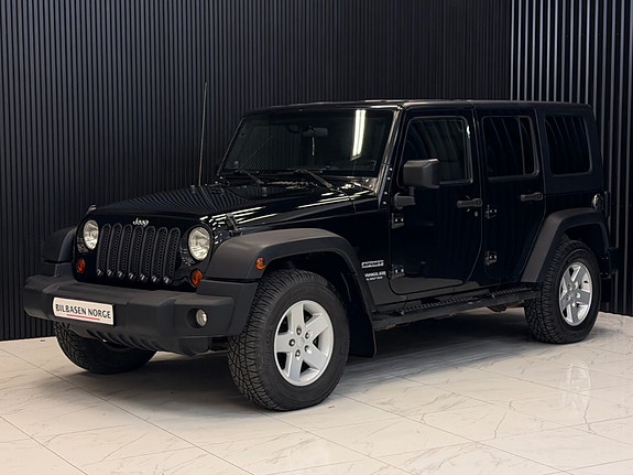 Jeep Wrangler 3 of 5