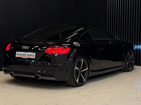 Audi TT 12 of 30