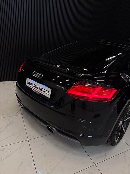 Audi TT 15 of 30