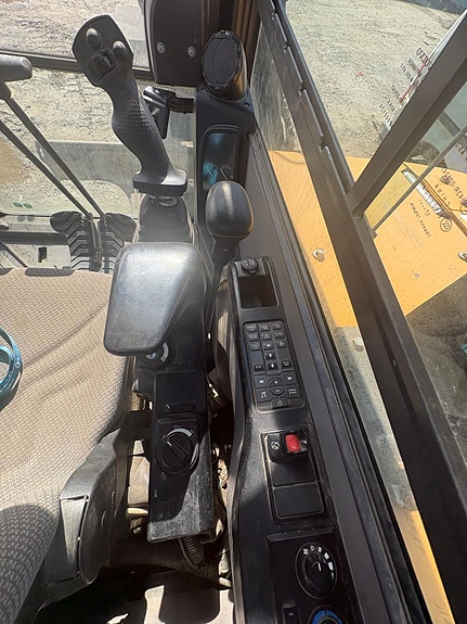 Volvo ECR58D 16 of 19